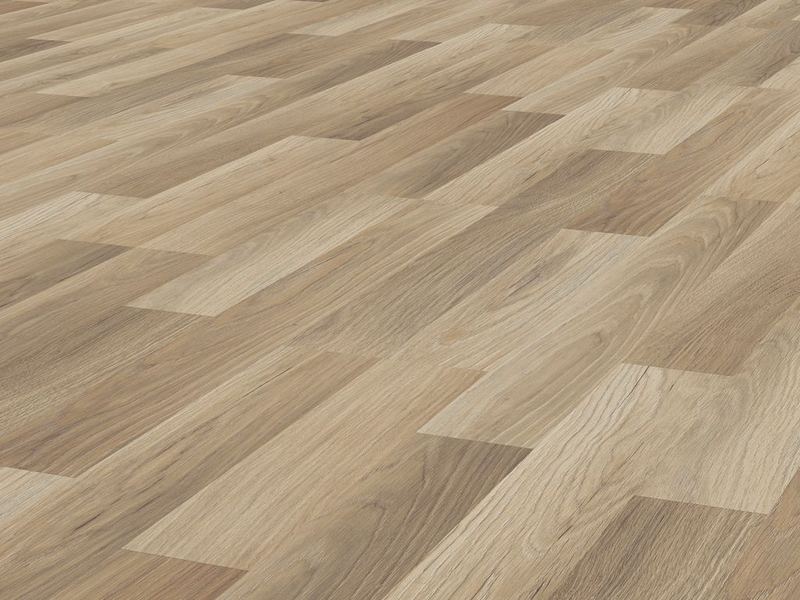 Laminat-Dielen in heller Eichenoptik